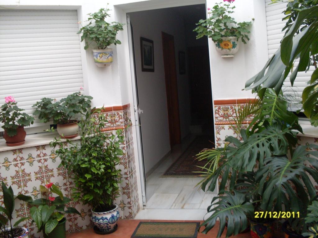 Hostal Andalucia Nerja Exteriör bild