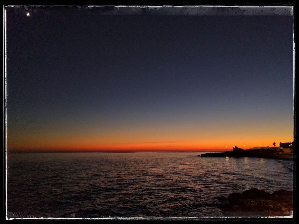 Hostal Andalucia Nerja Exteriör bild