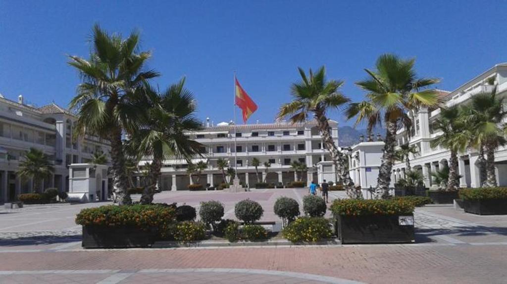 Hostal Andalucia Nerja Exteriör bild
